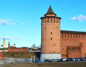 Коломенская башня - Сравнение с другими башнями эпохи