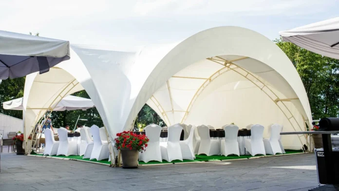 kak vybrat idealnoe mesto svadba v shatre na prirode i sdelat vash den nezabyvaemym Как выбрать идеальное место - свадьба в шатре на природе и сделать ваш день незабываемым