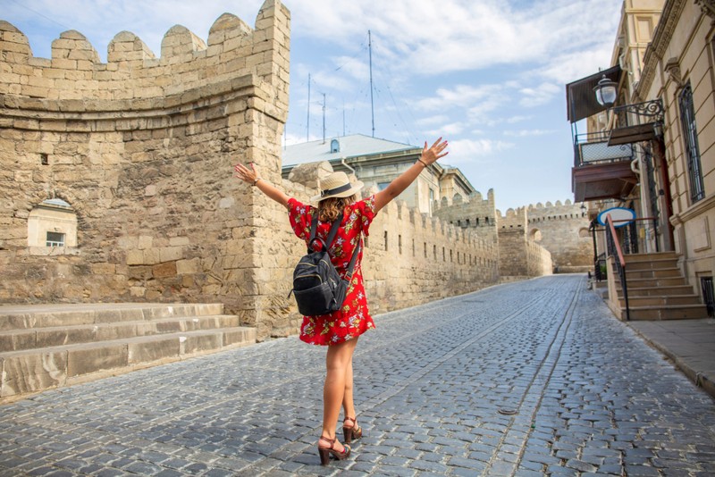 Баку — город, который иностранцы считают уникальным соединением древности и современности Как Баку соединяет древность и современность