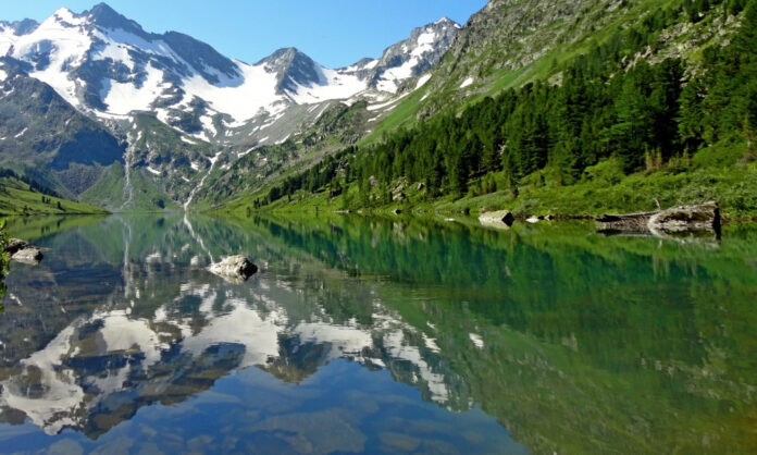 2bf08d9s 1920.jpg Алтай — мир первозданной природы живописных горных озер и увлекательных возможностей для активного отдыха в сердце России