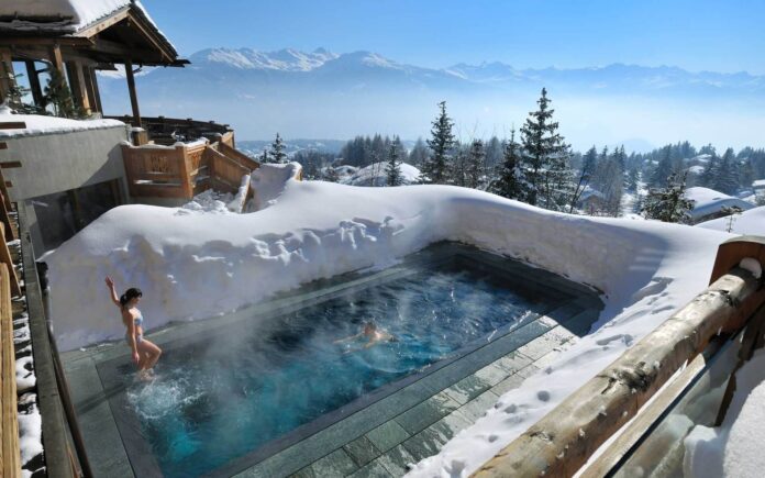 Отдых в Крыму зимой Отдых в Крыму зимой с термальными курортами и захватывающими прогулками по снежным горам