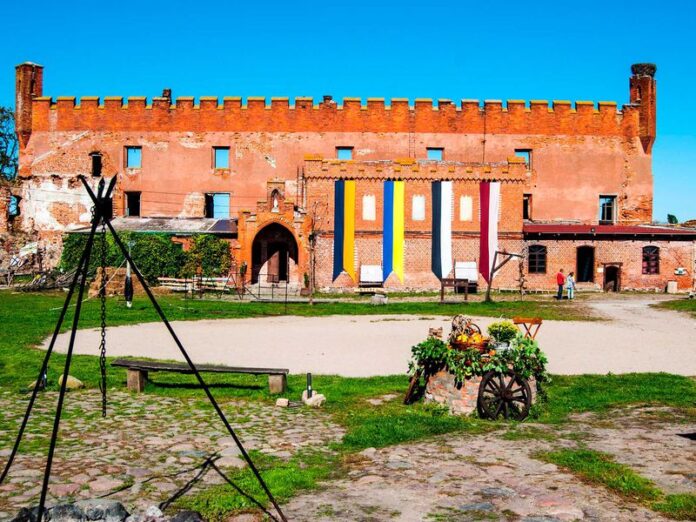 Экскурсии из Калининграда Экскурсии из Калининграда с посещением замков, парков и погружением в историю Пруссии