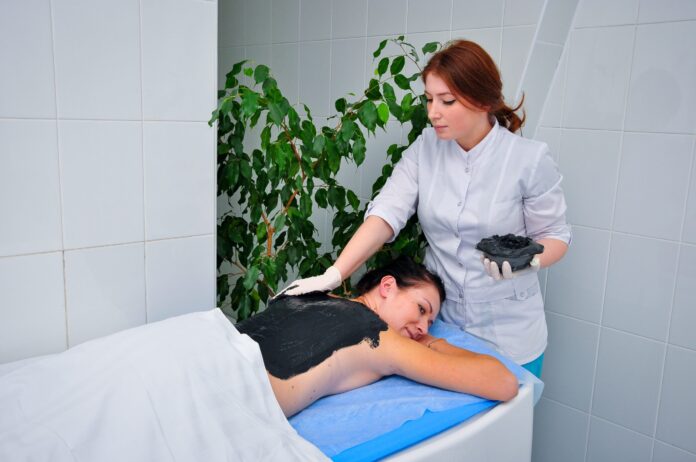 Лечение и отдых на КавМинВодах Лечение и отдых на КавМинВодах в санаториях с минеральными водами и полезными процедурами для вашего здоровья