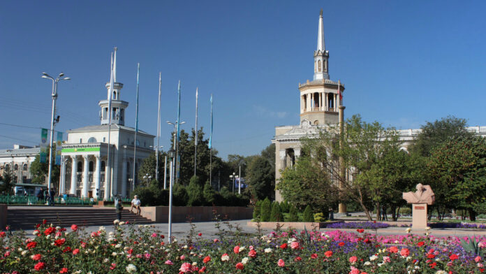 Bishkek.jpg Бишкек — столица для любителей природы по мнению иностранных туристов