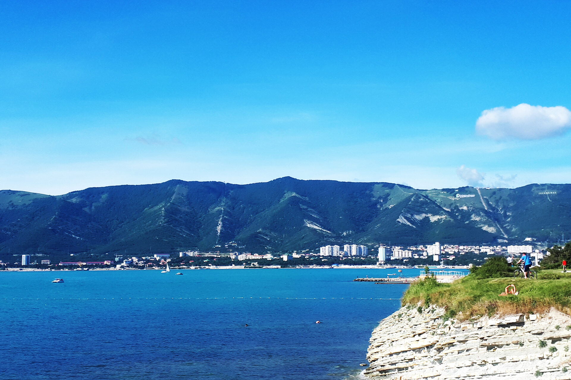 Успокаивающее влияние водной глади