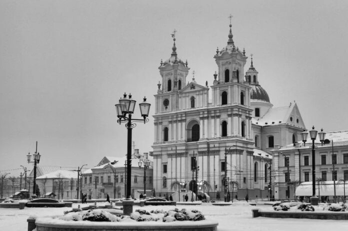 Гродно как исторический центр Беларуси с увлекательным путешествием по его старинным улицам и памятникам Гродно как исторический центр Беларуси с увлекательным путешествием по его старинным улицам и памятникам