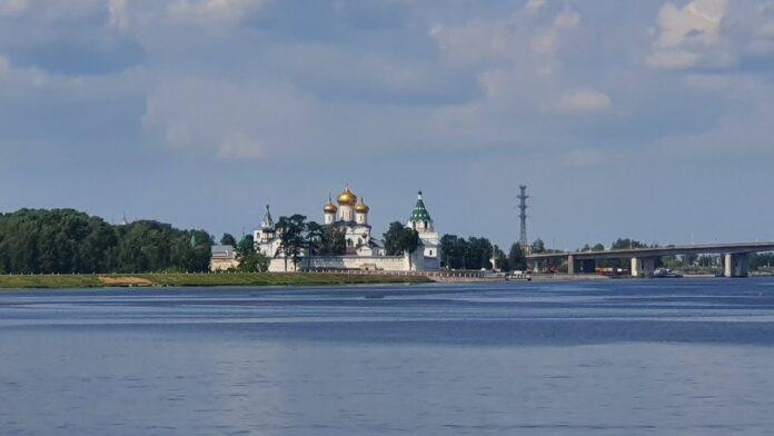 maxresdefault 1482855 Кострома с её живописным берегом Волги и волшебными лесами, наполненными тайнами и красотой природы