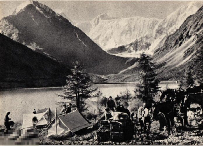 Wg Gornyj Altaj Turisticheskij Lager Pod Belukhoj 1956 2020 92 Chistaja.jpg Алтай и его природные чудеса которые привлекали туристов в советскую эпоху